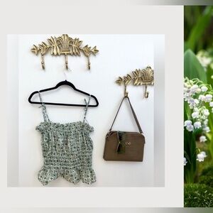 🆕Herb 🌿 Love spaghetti strap tank L to Xl pit 21”/22”